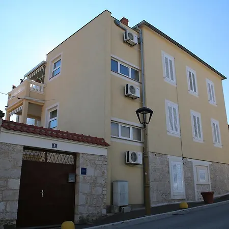 Apartments Vila&Zora Vodice Exterior photo